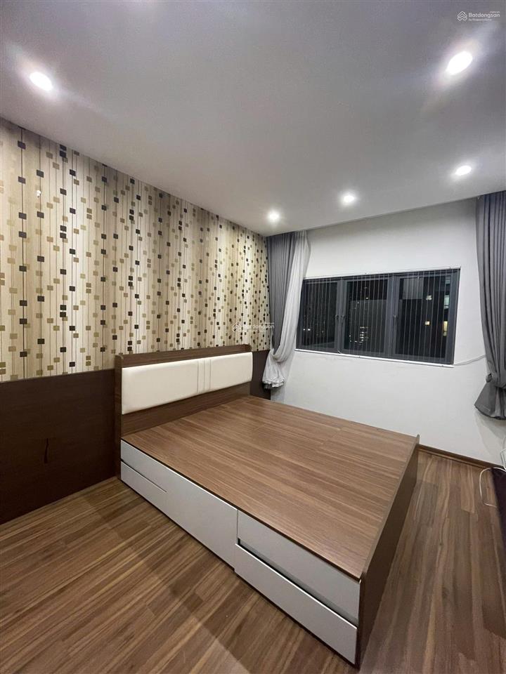 Cần cho thuê chuyển vào ở ngay căn hộ 2pn tòa tháp a chung cư mulberry lane nội thất full nhà trống