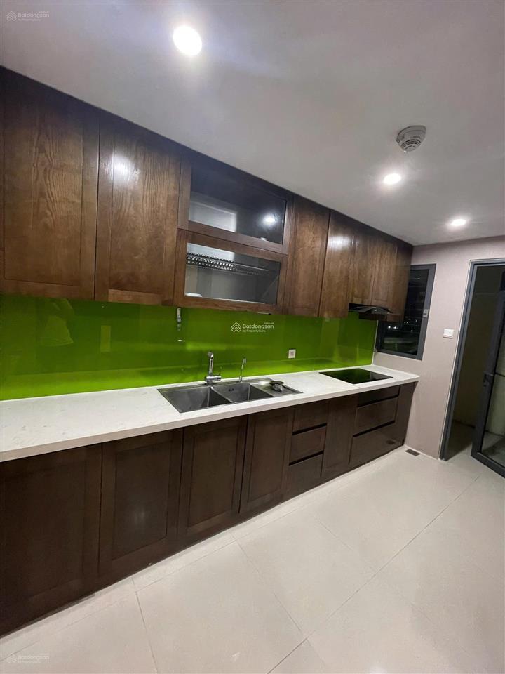 Cần cho thuê chuyển vào ở ngay căn hộ 2pn tòa tháp a chung cư mulberry lane nội thất full nhà trống