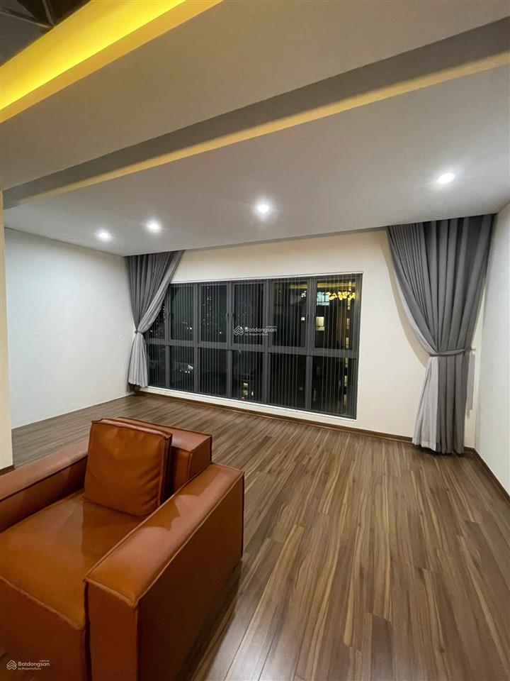 Cần cho thuê chuyển vào ở ngay căn hộ 2pn tòa tháp a chung cư mulberry lane nội thất full nhà trống