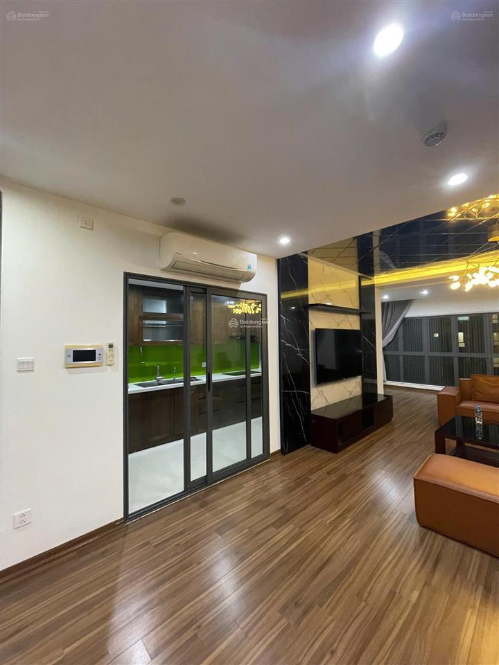 Cần cho thuê chuyển vào ở ngay căn hộ 2pn tòa tháp a chung cư mulberry lane nội thất full nhà trống