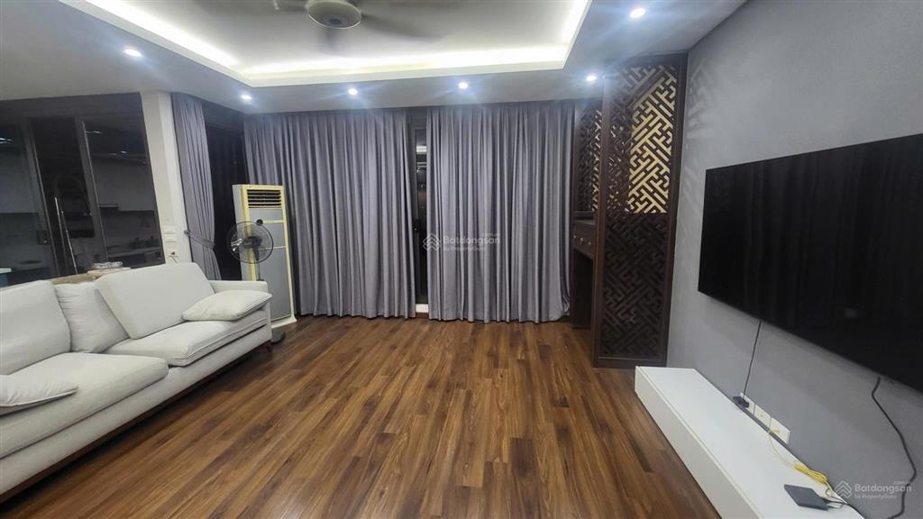 Cho thuê căn hộ 3pn diện tích 154m2 tại chung cư tsq nội thất mới tinh vừa sắm, đẹp dự án