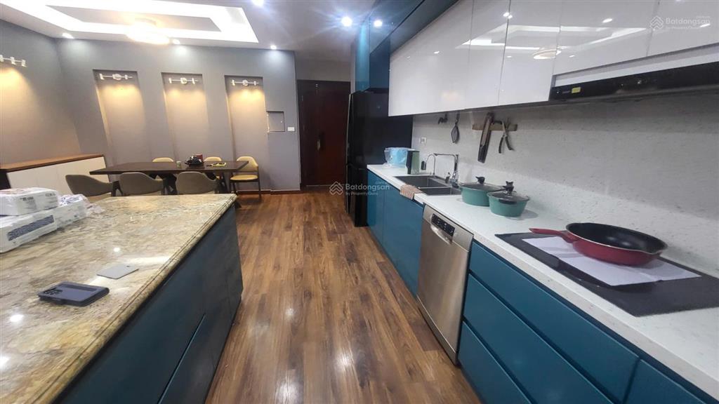 Cho thuê căn hộ 3pn diện tích 154m2 tại chung cư tsq nội thất mới tinh vừa sắm, đẹp dự án