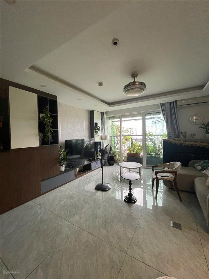 Bán căn hộ 3pn chung cư seasons avenue nội thất đẹp, view thoáng, căn góc đông nam mát mẻ