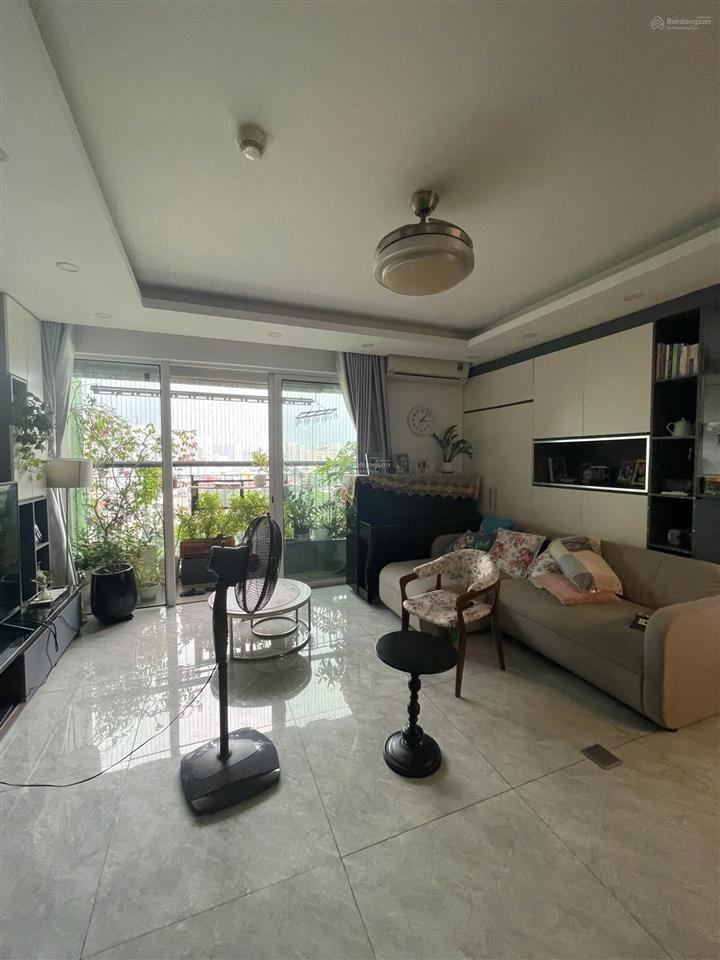 Bán căn hộ 3pn chung cư seasons avenue nội thất đẹp, view thoáng, căn góc đông nam mát mẻ