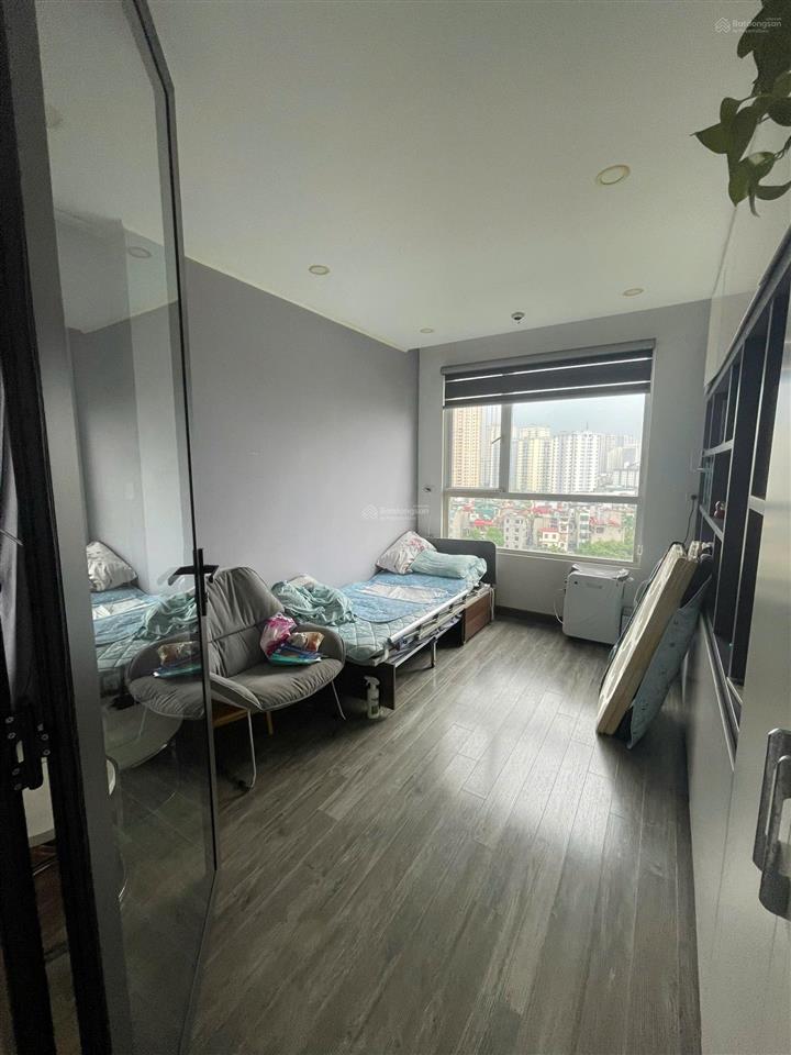 Bán căn hộ 3pn chung cư seasons avenue nội thất đẹp, view thoáng, căn góc đông nam mát mẻ