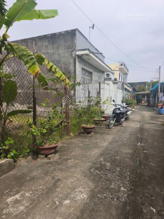 Cần bán nhanh lô đất 100m2 hẻm oto bình chánh nhỉnh 2t
