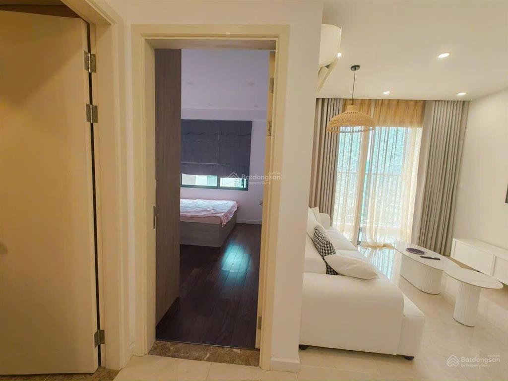 Cho thuê gấp căn hộ 3pn 2vs, dt 120m, full nội thất, cực đẹp tại golden palace, giá 17tr/tháng