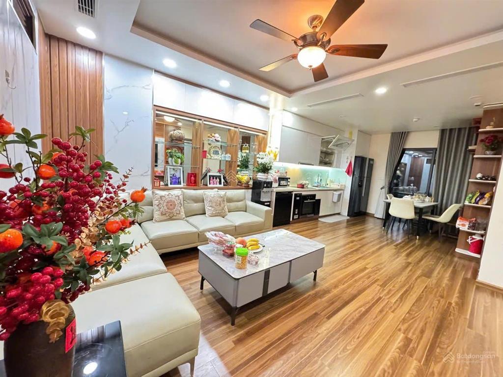(mới) cần bán gấp căn hộ 3pn nội thất cực đẹp đủ đồ sẵn về ở tại chung cư ct8 the emerald giá 7 tỷ