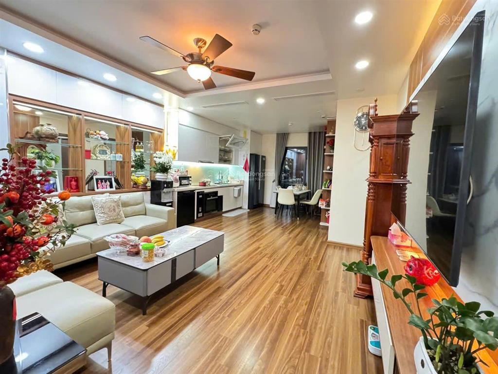 (mới) cần bán gấp căn hộ 3pn nội thất cực đẹp đủ đồ sẵn về ở tại chung cư ct8 the emerald giá 7 tỷ