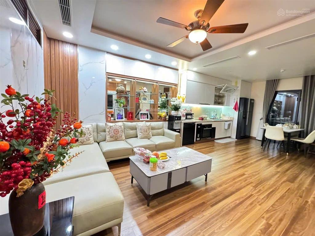(mới) cần bán gấp căn hộ 3pn nội thất cực đẹp đủ đồ sẵn về ở tại chung cư ct8 the emerald giá 7 tỷ