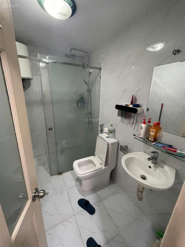 Cho thuê căn hộ 3 phòng ngủ 140m2 cao ốc an cư quận 2 giá 18tr
