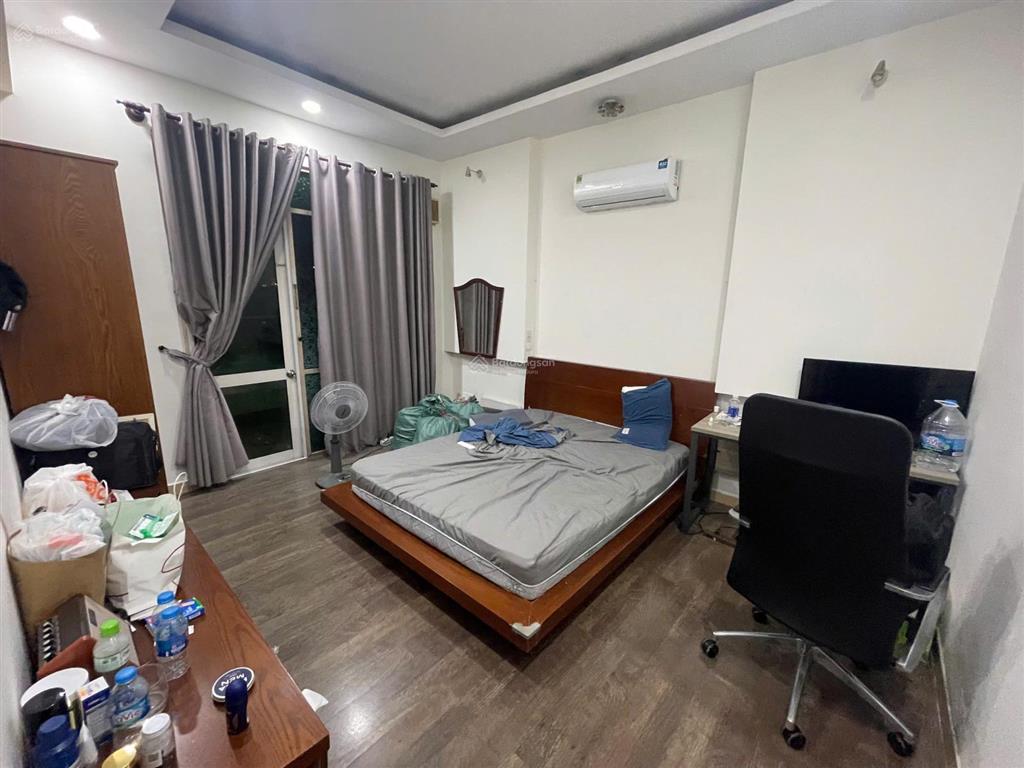 Cho thuê căn hộ 3 phòng ngủ 140m2 cao ốc an cư quận 2 giá 18tr