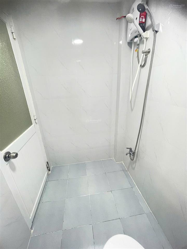 Cần bán căn góc chung cư 5 tầng đẹp giá 3.85 tỷ thương lượng