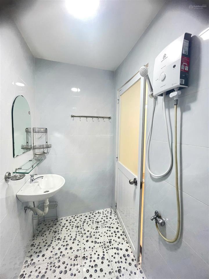 Cần bán căn góc chung cư 5 tầng đẹp giá 3.85 tỷ thương lượng