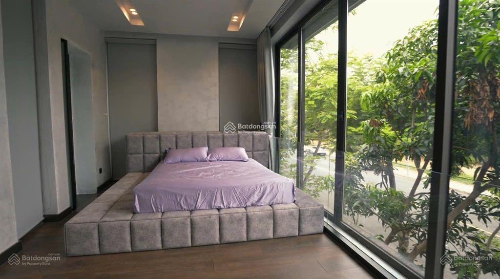 Cho thuê biệt thự hưng thái  khu compound an ninh , dt302m2  nhà mới đẹp, full nội thất cao cấp
