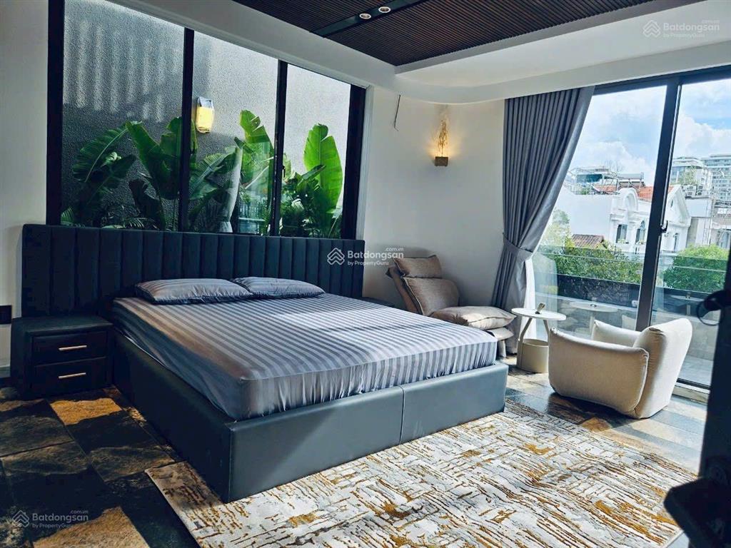 Cho thuê biệt thự hưng thái  khu compound an ninh , dt302m2  nhà mới đẹp, full nội thất cao cấp