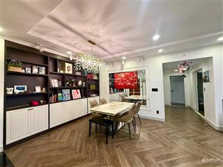 Chính chủ cần bán gấp căn hộ riverpark residence  phú mỹ hưng ,127m2 nhà đẹp view hồ bơi