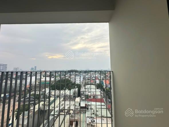 Bán bcons miền đông căn 1pn ngay metro, tầng trung view đẹp, sổ hồng sẵn