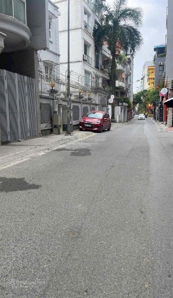Nhà đẹp phố linh lang trung tâm ba đình, mặt tiền rộng 5,1m, gần hồ tây. ngay c.huệ 0912 074 ***
