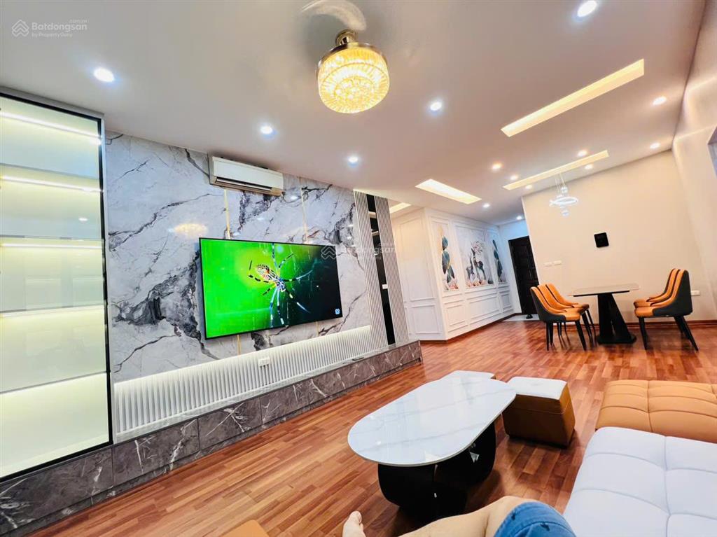 Cần bán căn hộ 2 ngủ five star giá 5 tỷ 950tr giá tốt nhất quận thanh xuân