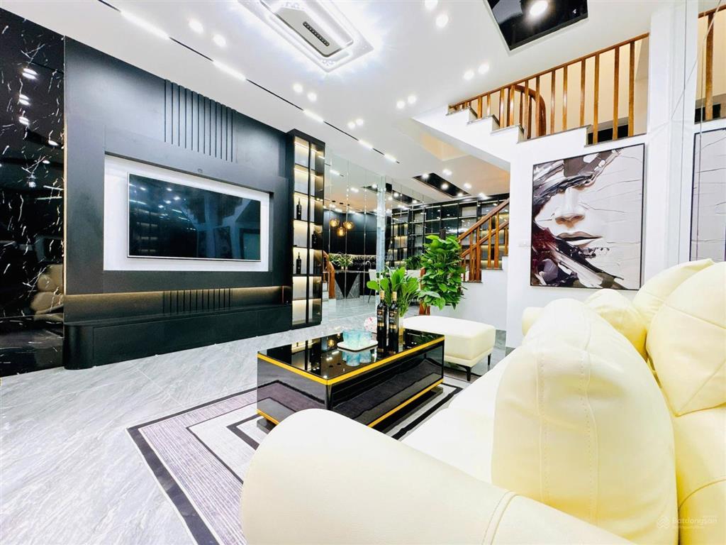 Cần bán gấp căn 3 ngủ five star giá rẻ nhất quận thanh xuân tặng slot ô tô