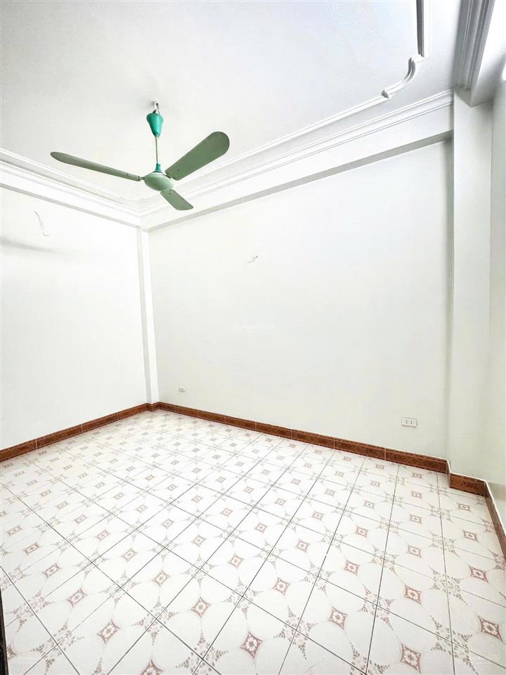 Cho thuê nhà phố nguyên căn phố hoàng văn thái thanh xuân hà nội giá 15.5tr/tháng