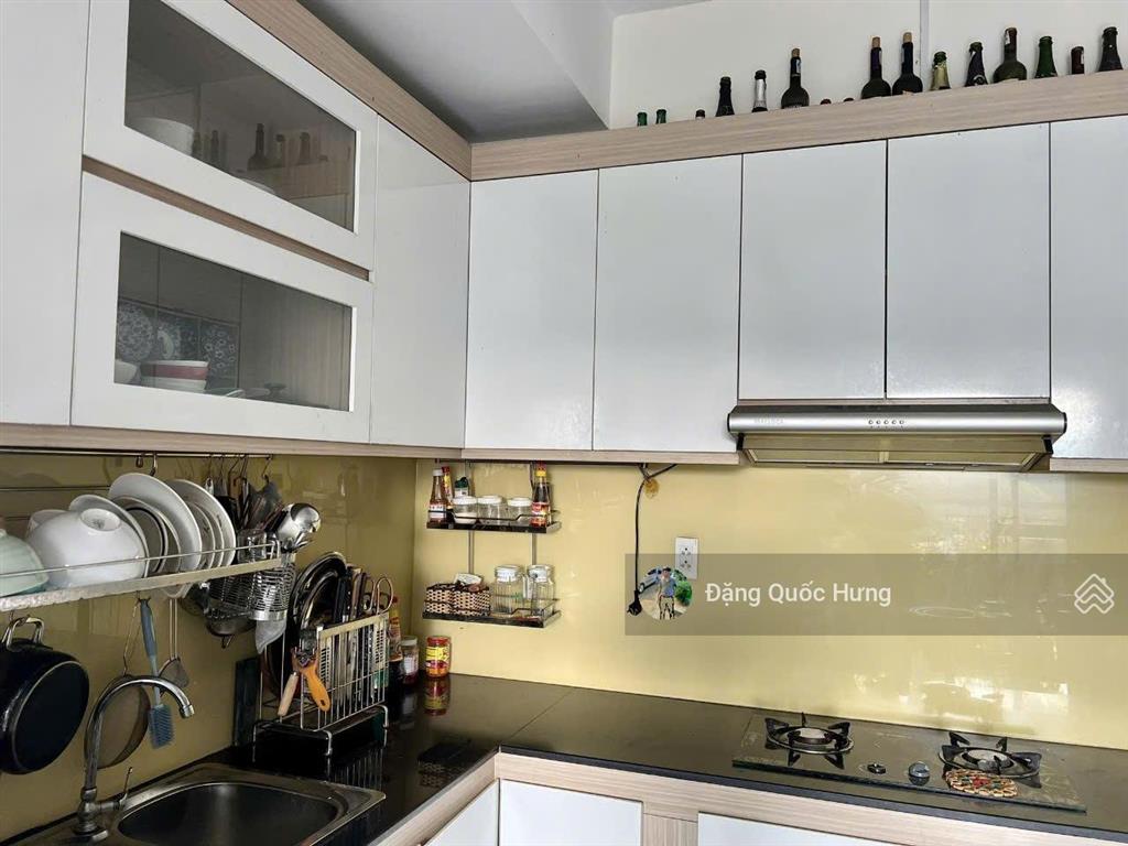 Bán chung cư quận 6, có sổ hồng, chung cư summer square, dt 65m2, 2pn, 2wc giá 3,3 tỷ