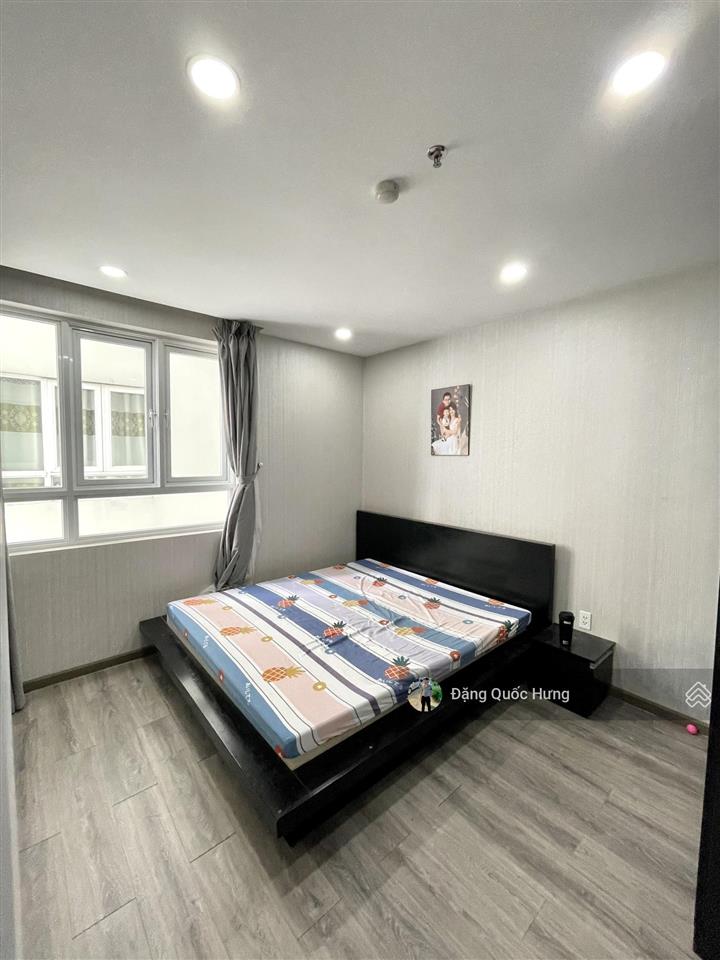 Bán chung cư quận 6, có sổ hồng, chung cư summer square, dt 1pn, 1wc giá 2,5 tỷ