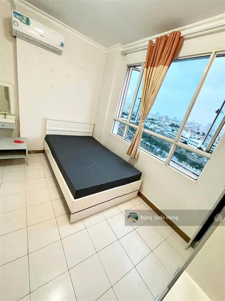 Bán căn hộ , 8x plus, 2pn, 2wc (sổ hồng 2022) 2,95 tỷ  quốc hưng 0909 927 *** xem nhà ạ