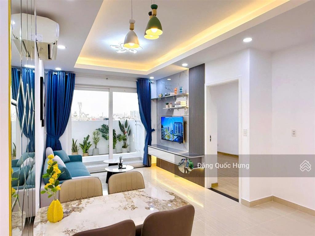 Cho thuê chcc âu cơ tower, đ. âu cơ, q. tân phú, 75m2, 2pn, 2wc có nội thất 10 tr/th  0909 927 ***