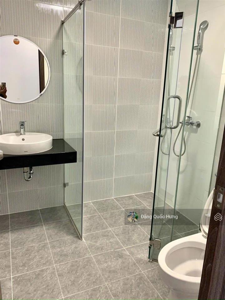 Cần bán chung cư bàu cát 2, quận tân bình , 90m2, 3pn, 2wc giá 5x tỷ ( sổ hồng )   0909 927 ***
