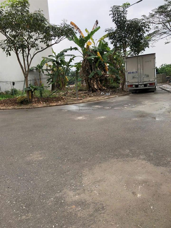 Tôi cần bán gấp mảnh đất ở phú diễn ngay giao lộ nguyễn văn giáp và hồ tùng mậu vị trí kim cương