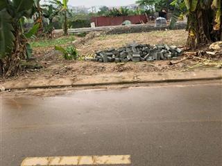 Tôi bán gấp mảnh đất trong lõi mỗ lao hà đông 2 tỷ, đường ô tô vào đất, giá và ảnh thật gọi gấp ạ