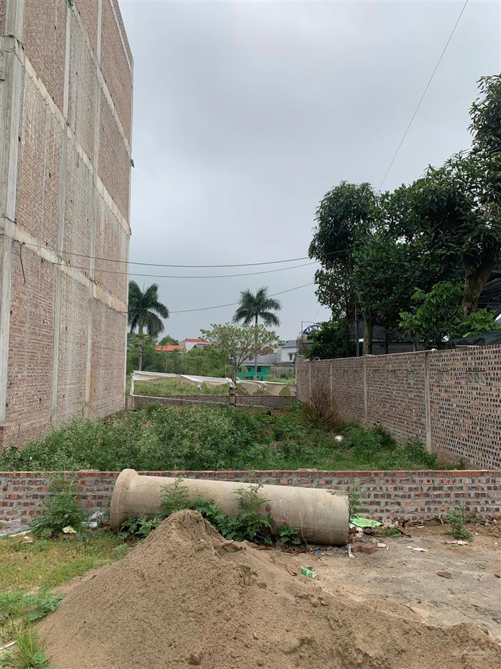 Cần tiền chơi lễ 30/04 tôi bán mảnh đất ngay trạm trôi 2,8 tỷ 60m2 kinh doanh tạp hóa điện nước