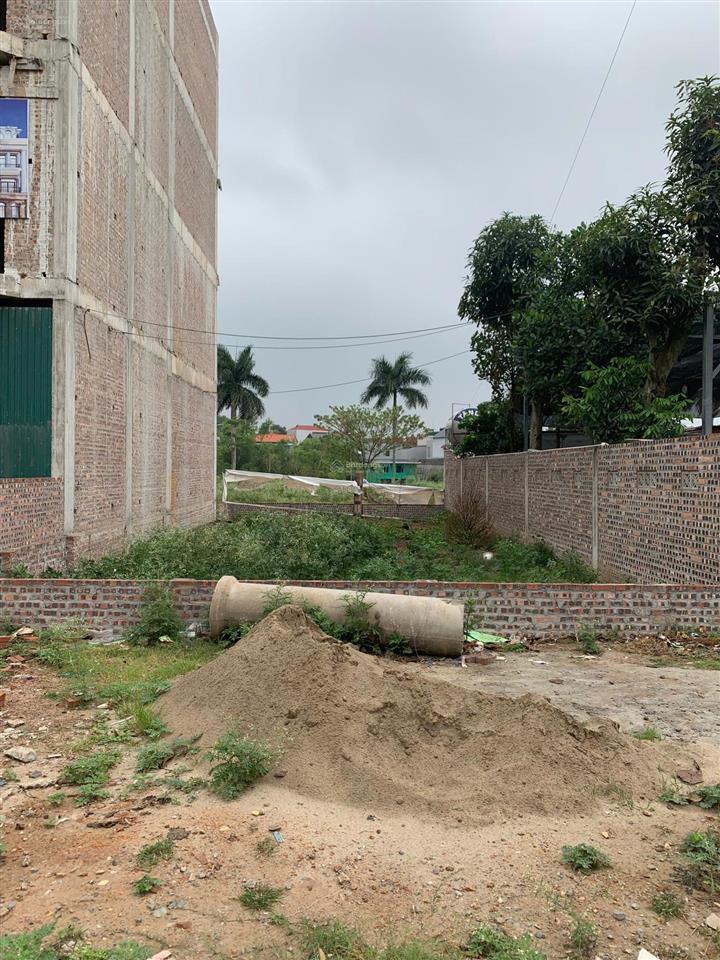 Cần tiền chơi lễ 30/04 tôi bán mảnh đất ngay trạm trôi 2,8 tỷ 60m2 kinh doanh tạp hóa điện nước