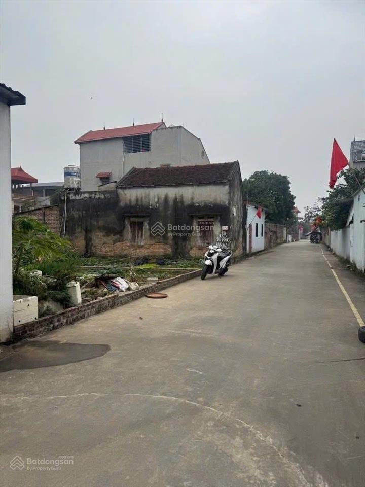 Cần tiền lo cho con đi nước ngoài cần bán gấp mảnh đất ông bà để lại 10p ra bến xe yên nghĩa
