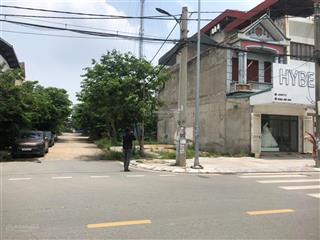Lô góc thư lâm 1,5 tỷ bán nhanh trong tuần 100m2 mặt tiền to rộng trục chính đang ưu tiên nhanh