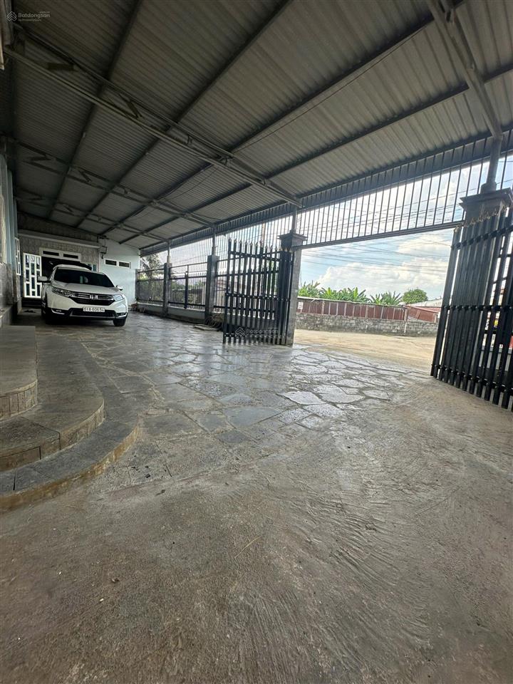 Bán nhà đất biệt thự lô góc kế bên ubnd tân triều