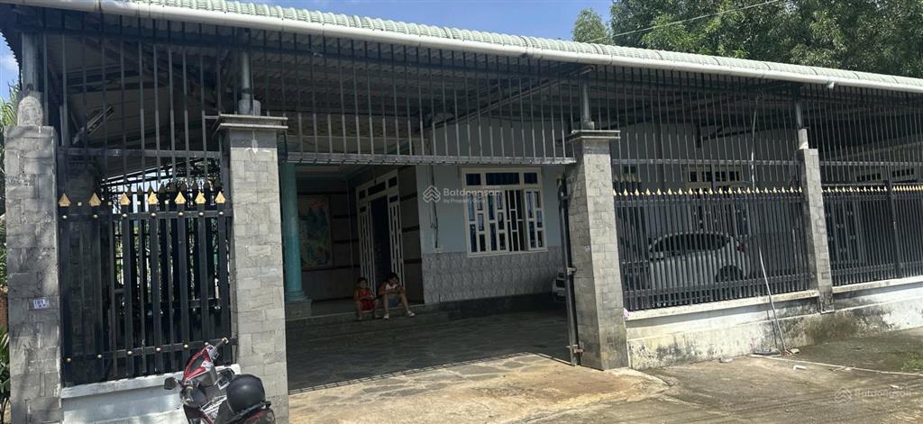 Bán nhà đất biệt thự lô góc kế bên ubnd tân triều