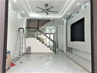 BÁN NHÀ SIÊU ĐẸP 3.3 TỶ 3 TẦNG 96M2 CÓ SÂN Ô TÔ NGÕ ĐƯỜNG THÁI BÌNH 
