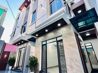 BÁN NHÀ SIÊU ĐẸP 2.95 TỶ 3 TẦNG 65M2 TRUNG TÂM ĐƯỜNG VỊ XUYÊN 