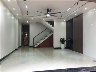 BÁN NHÀ ĐẸP 3.75 TỶ 4 TẦNG 48M2 CÓ GARA Ô TÔ TRUNG TÂM KHU BÃI VƯỢT 