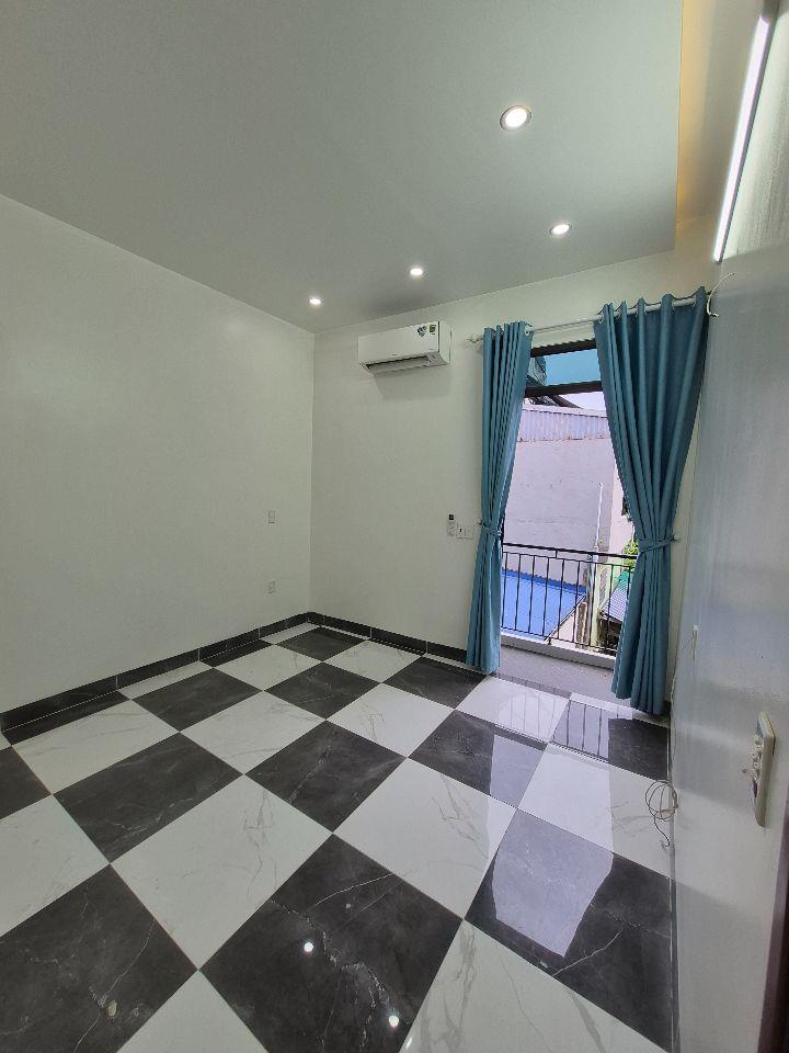BÁN NHÀ 2.35 TỶ 3 TẦNG 45M2 ( TÂY NAM ) NGÕ ĐƯỜNG TRƯỜNG CHINH 