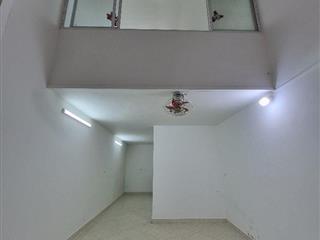 BÁN NHÀ ĐẸP 950 TRIỆU 2 TẦNG 33M2 ( HƯỚNG NAM ) NGÕ GIẢI PHÓNG 