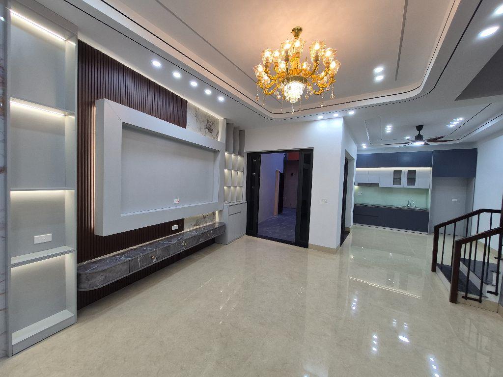 BÁN NHÀ ĐẸP 1.88 TỶ 3 TẦNG 72M2 ( TÂY NAM ) NGÕ TRẦN THÁI TÔNG 
