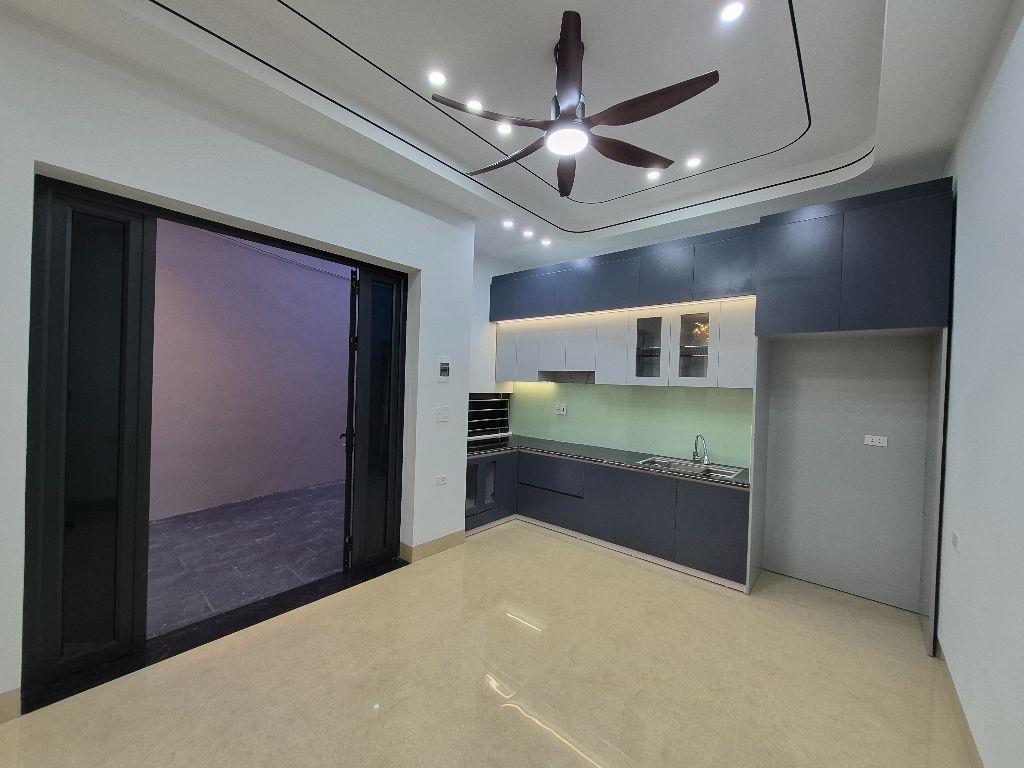 BÁN NHÀ ĐẸP 1.88 TỶ 3 TẦNG 72M2 ( TÂY NAM ) NGÕ TRẦN THÁI TÔNG 