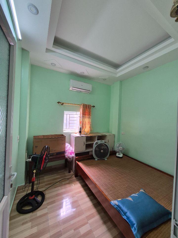 BÁN NHÀ ĐẸP 1.85 TỶ 3 TẦNG 43M2 NGÕ RỘNG ĐẸP ĐƯỜNG TÔ HIẾN THÀNH 