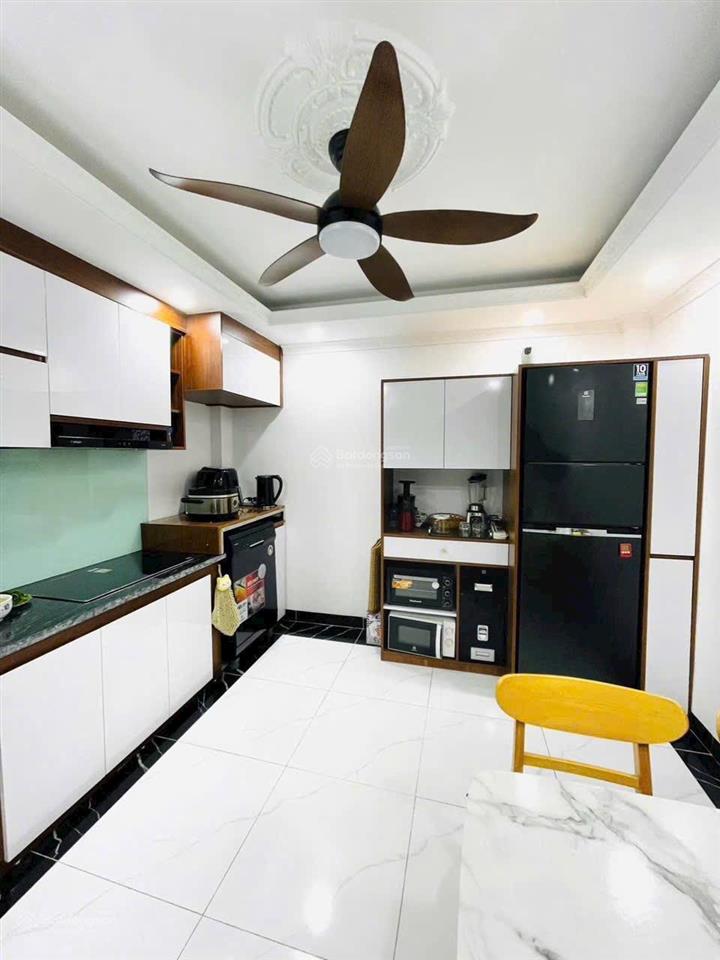 Bán nhà vĩnh quỳnh gần trường  dt 42 mét đầy đủ nội thất ở ngay