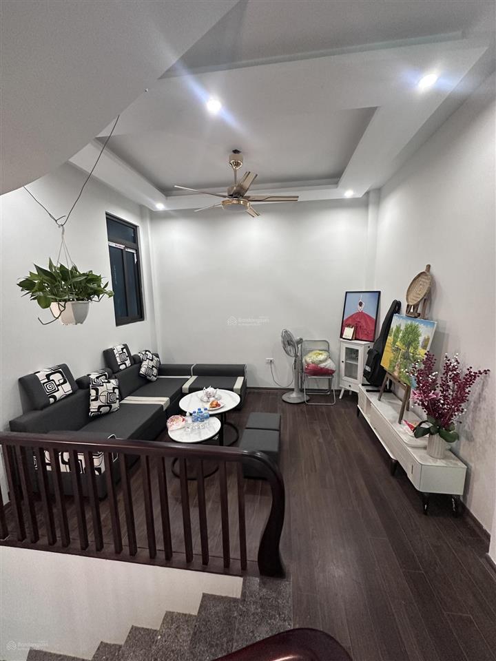 Bán nhà dân xây ngay vĩnh ninh thanh trì  nhà gần khu hồ sen