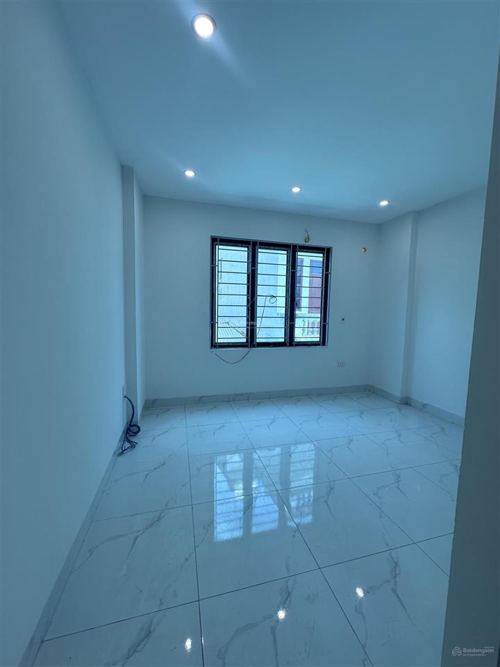 Bán nhà dân xây ngay vĩnh ninh thanh trì  nhà gần khu hồ sen